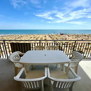 Appartamento Fronte Mare-carraro Immobiliare, Lido di Jesolo